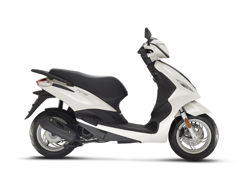 Piaggio New Fly 50 Wit